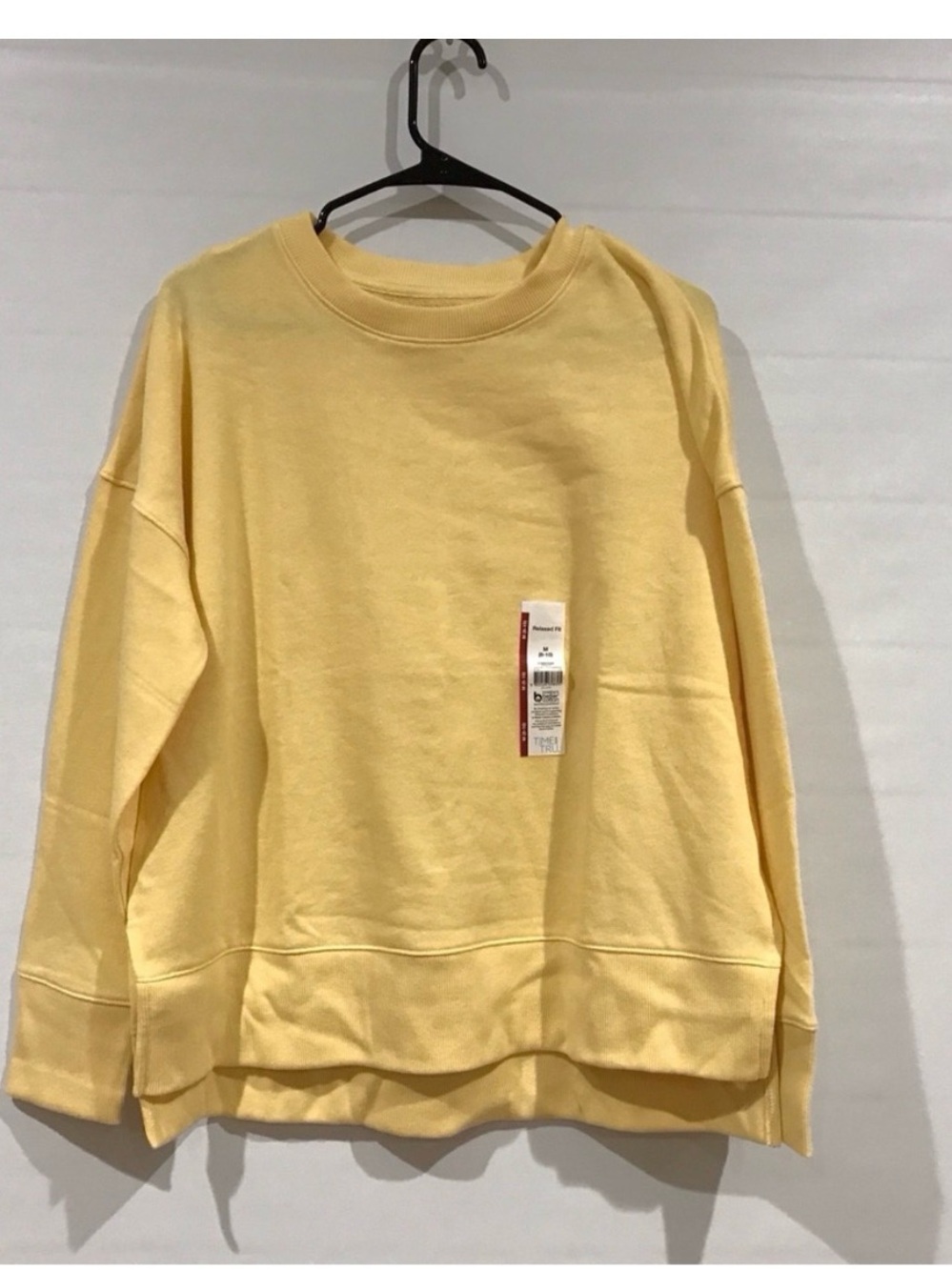 Time and Tru Pale Yellow Crewneck Sweatshirt